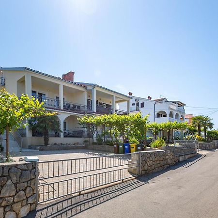 Apartment Ana Vantacici Exterior photo
